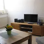 شقة Moderne Mitten In By Interhome جرايفسفالد