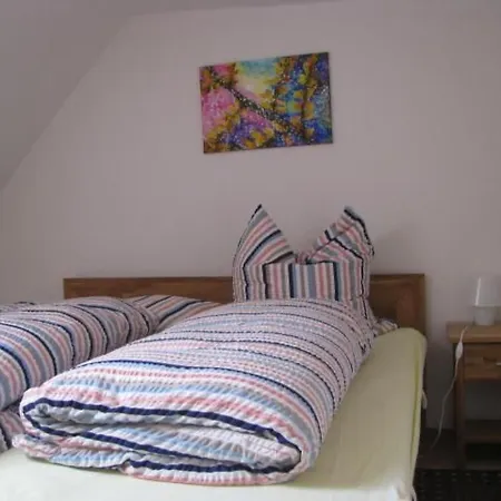 Moderne Mitten In By Interhome דירה *